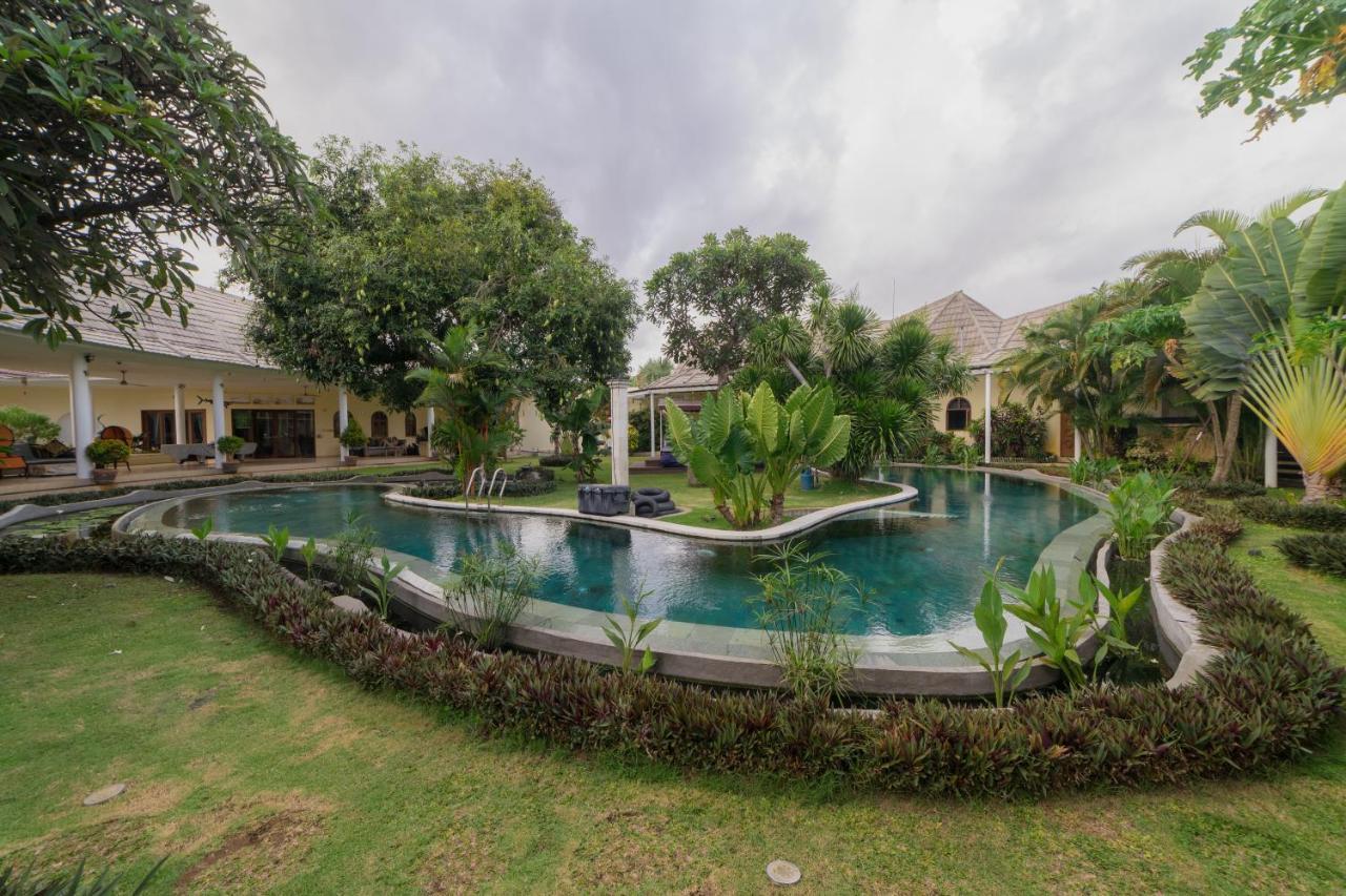 วิลลา คอสตา เพลนตี้ Bed & Breakfast ซานูร์ ภายนอก รูปภาพ